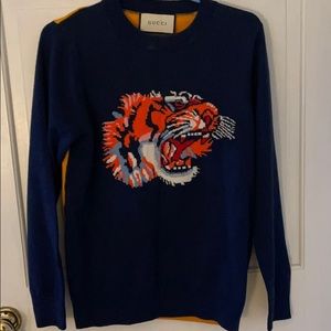Gucci sweater